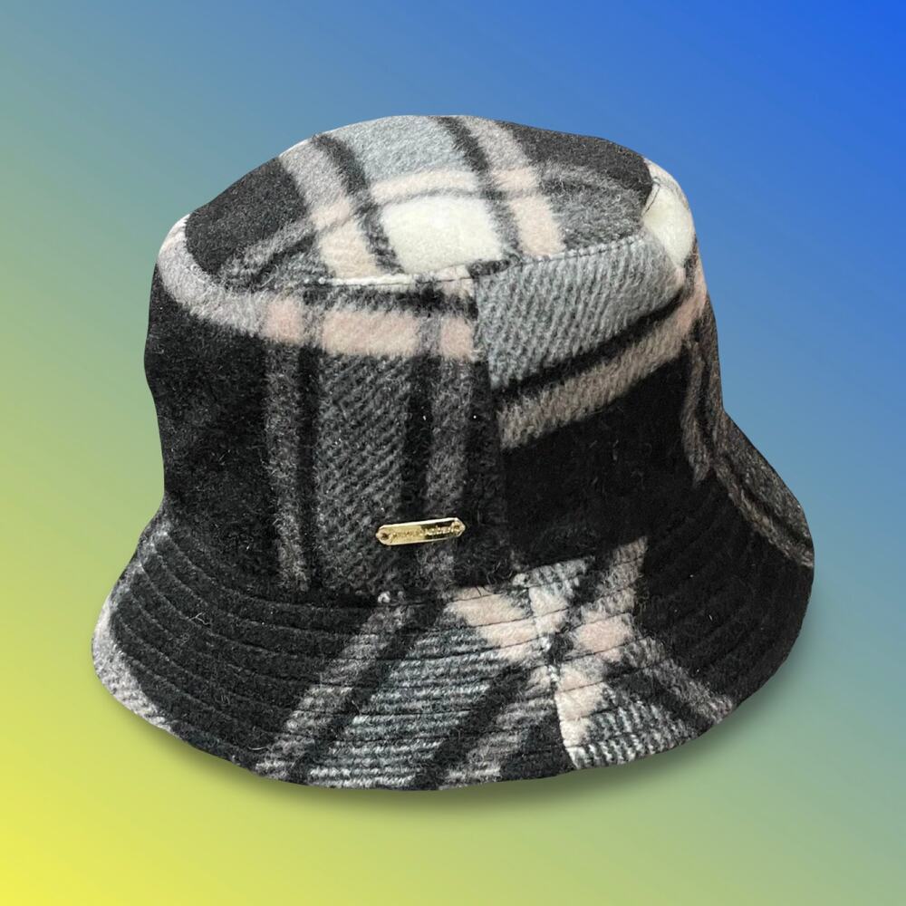 Steve Madden Plaid Bucket Hat Black Gray Reversible Winter Fall Sun Cap Womens